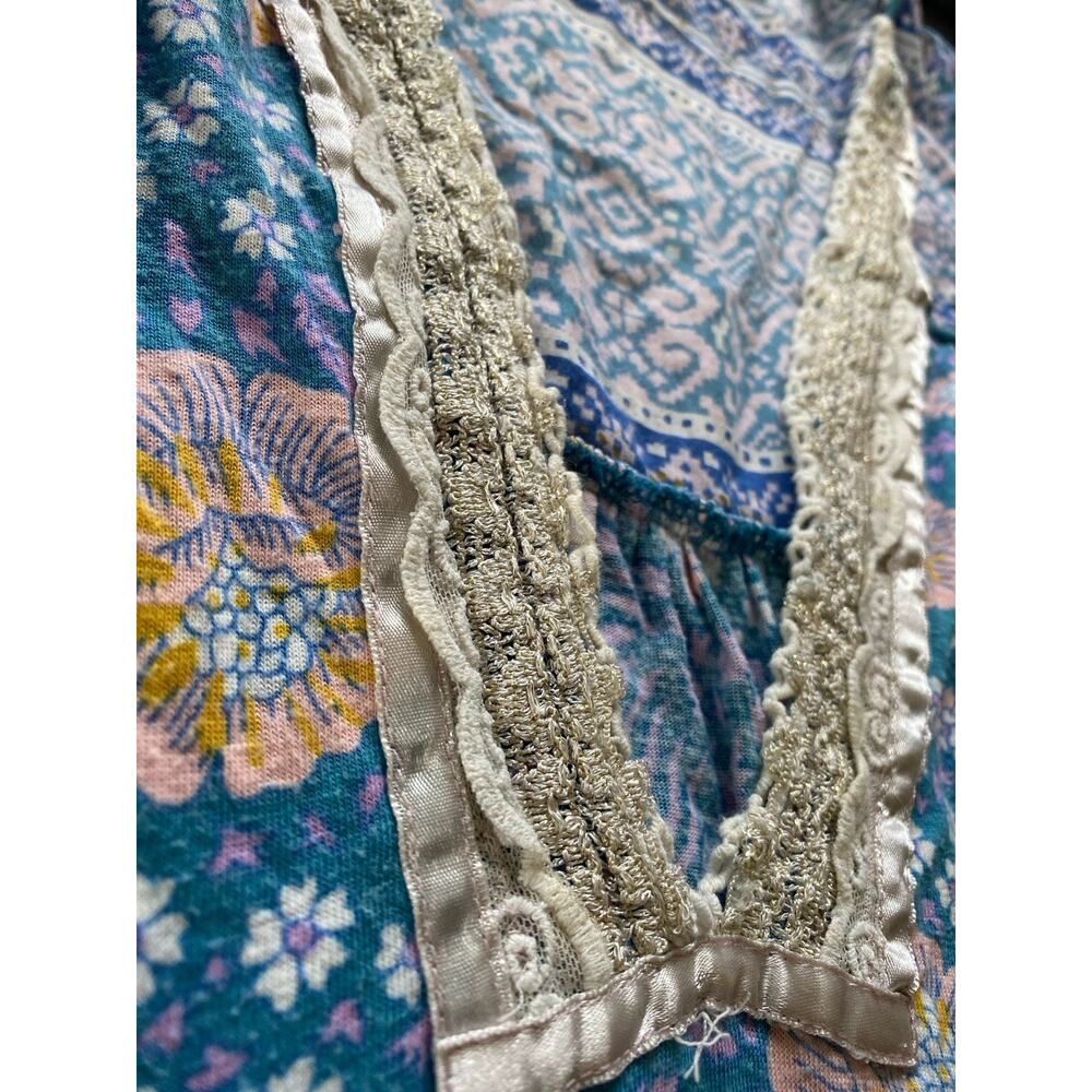 FREE PEOPLE floral Cotton Blouse Womens Lace Inset pearl buttons Tunic Top S/P - Picture 4 of 8